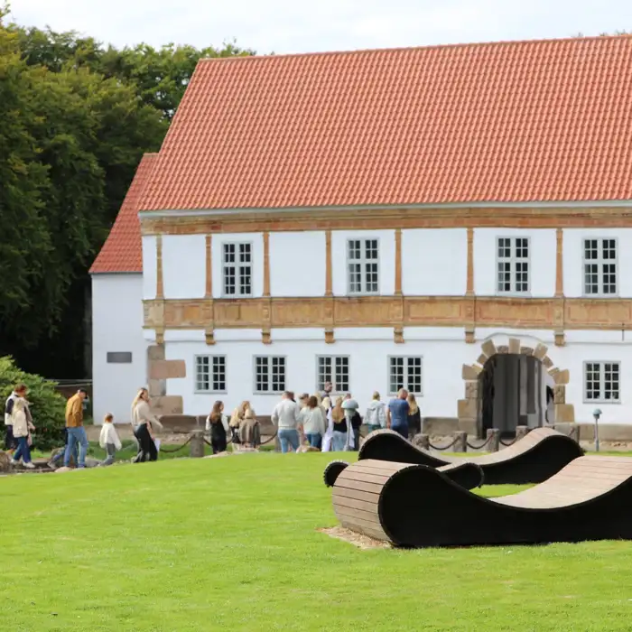 Besoegsdag-scaled.jpg