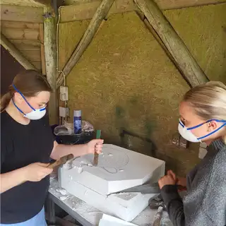 piger i arbejde.jpg