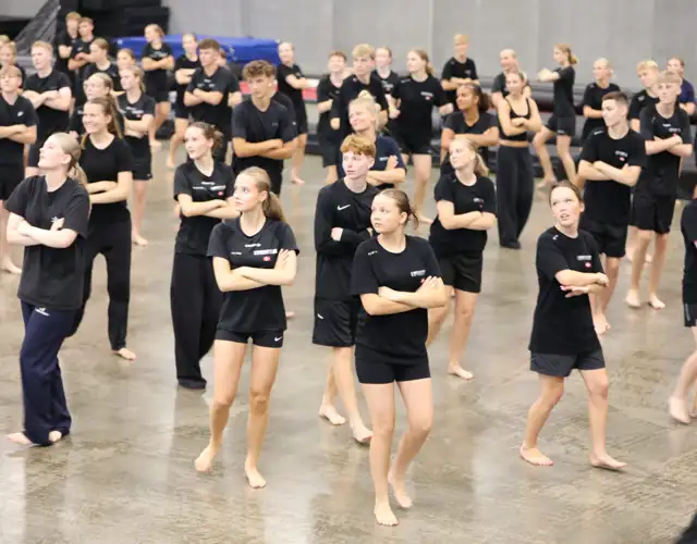 Faellesgymnastik-paa-efterskole-scaled - Kopi.jpg